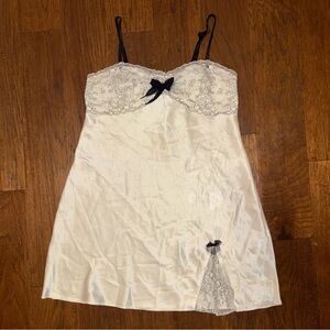 Vintage Thalia Sodi Lace And Satin Slip Dress Gown Chemise Lingerie Medium